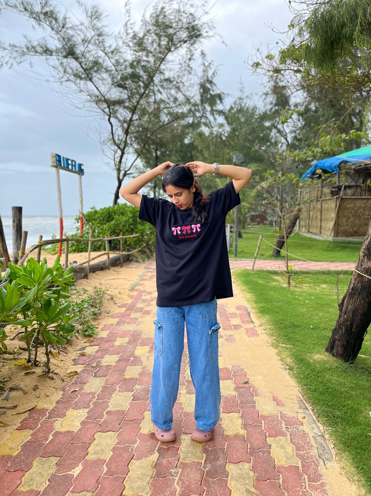 Black Unisex overseas t-shirt with pink pookie (love yourself)