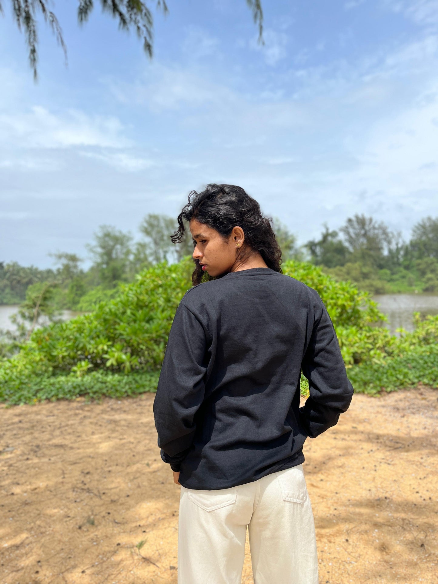 Black colour Red cherry embroidery sweatshirt
